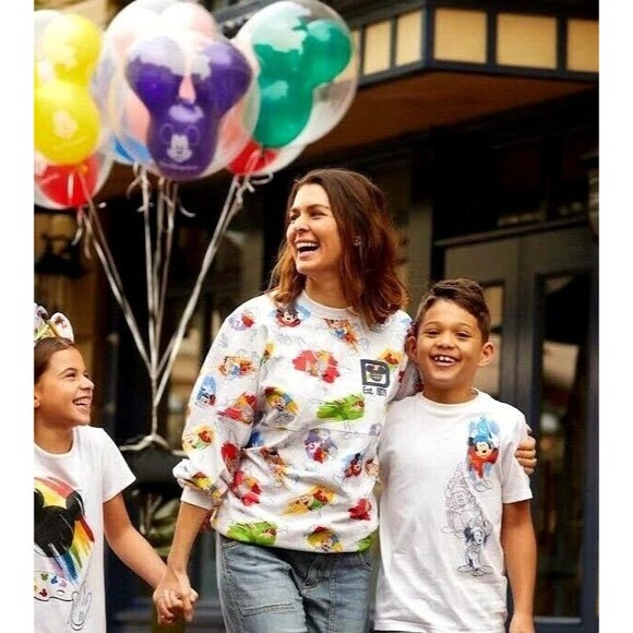 Disney Parks Ink & Paint Walt Disney World Spirit Jersey Shirt Adult XS - Picture 1 of 8